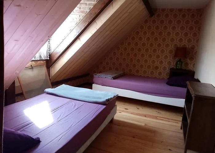 Séjour chez l'habitant Le Chant De La Falaise D'etape